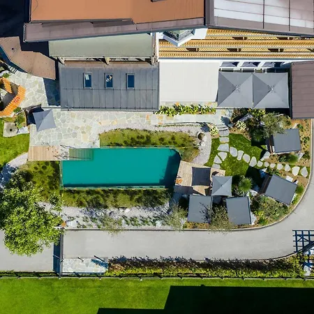 Pongauerhof 4* フラッハウ